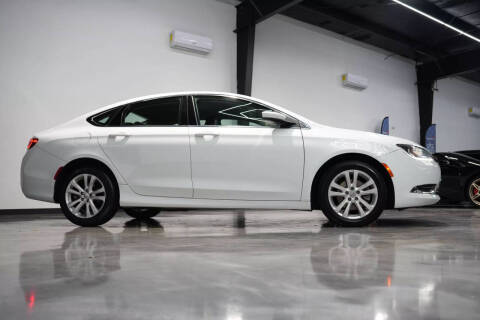 2017 Chrysler 200 Limited Platinum