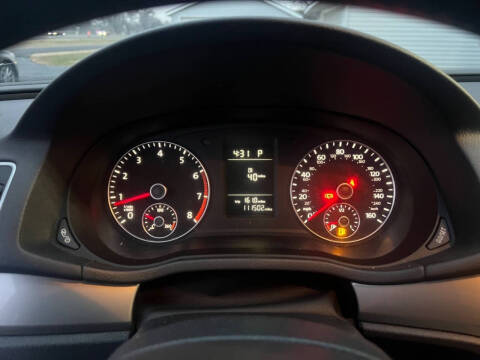 2015 Volkswagen Passat 1.8T Limited Edition