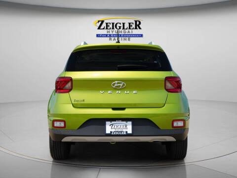 2023 Hyundai Venue SEL