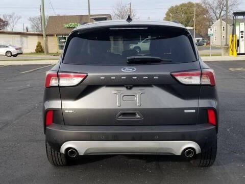 2020 Ford Escape SEL
