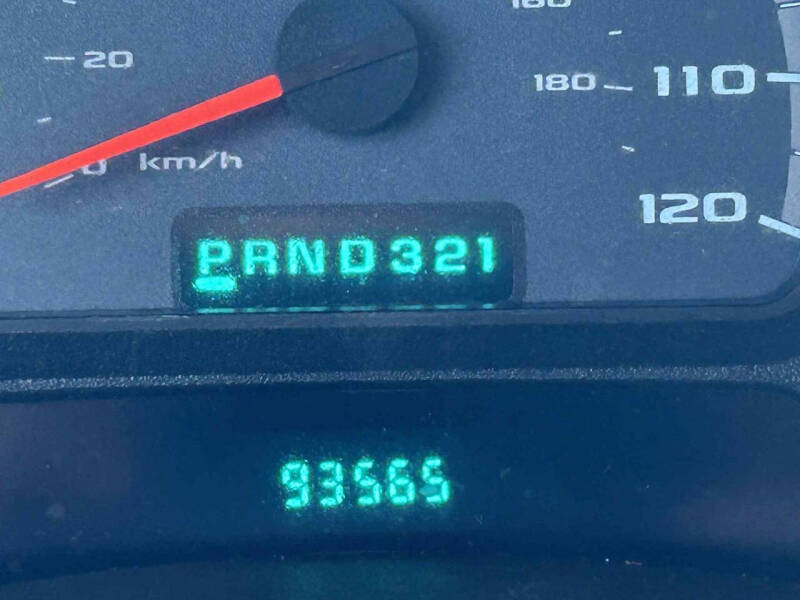 2005 Isuzu Ascender LS 5 Passenger