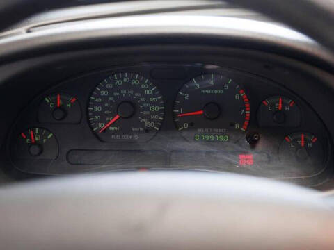 2002 Ford Mustang GT Deluxe