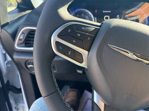 2026 Chrysler Voyager LX