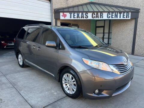 2015 Toyota Sienna XLE Premium 8-Passenger