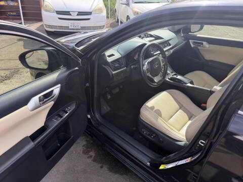 2012 Lexus CT 200h Premium