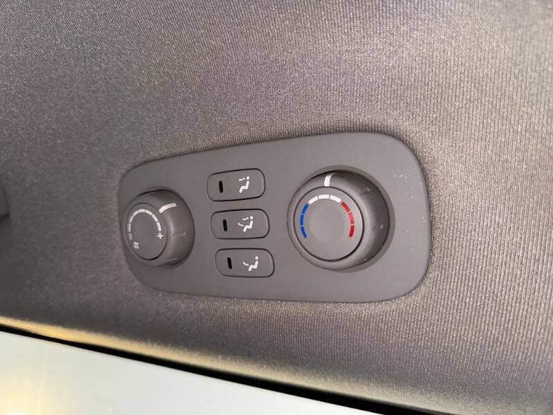 2007 Hyundai Entourage SE