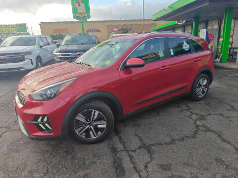 2022 Kia Niro LXS