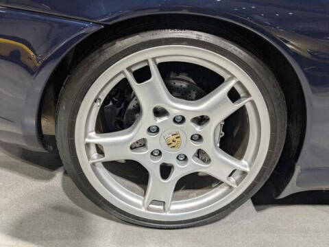 2000 Porsche 911 Carrera 4