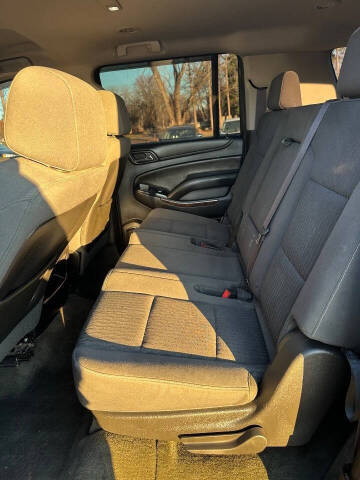 2015 Chevrolet Suburban LS