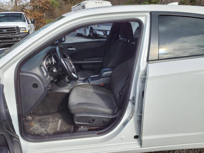 2016 Dodge Charger SXT