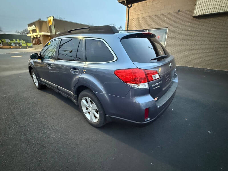 2013 Subaru Outback 2.5i Premium