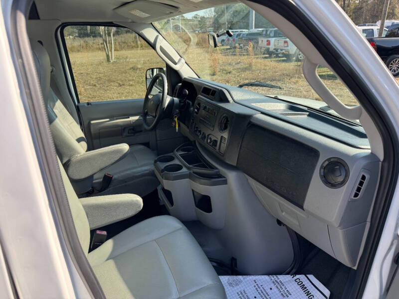 2011 Ford E-Series E-150