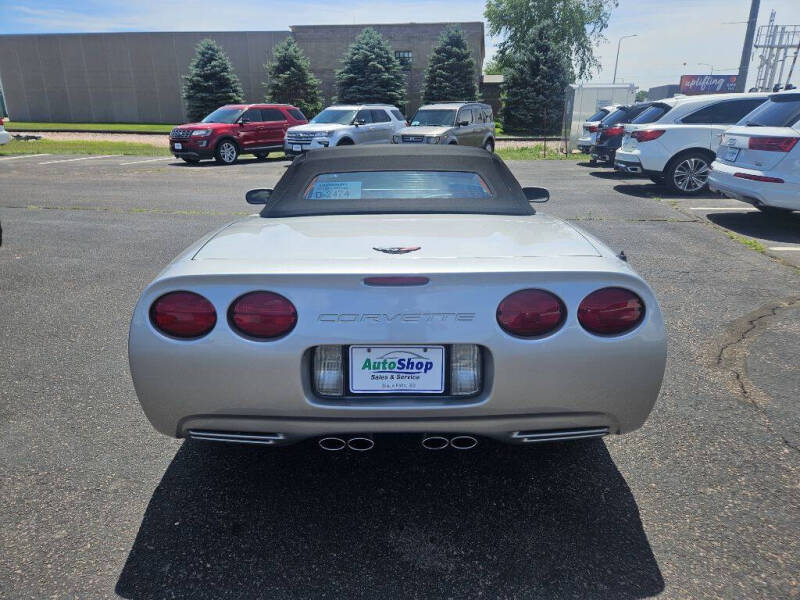 2004 Chevrolet Corvette