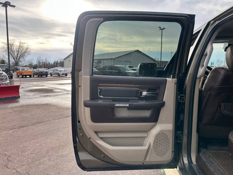 2015 RAM 3500 Laramie Longhorn