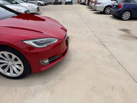 2017 Tesla Model S 75D