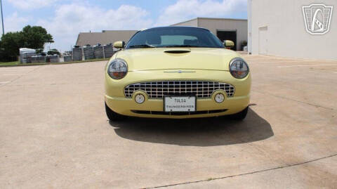 2005 Ford Thunderbird