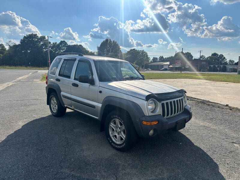 2003 Jeep Liberty null photo 2