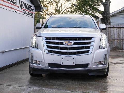 2017 Cadillac Escalade Standard