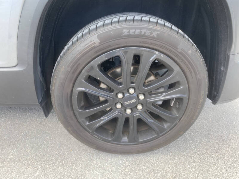2022 GMC Acadia SLE