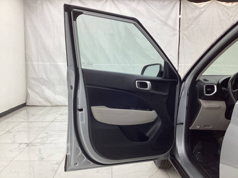 2020 Hyundai Venue SEL