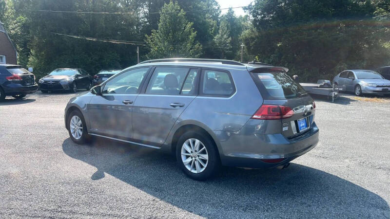 2016 Volkswagen Golf SportWagen