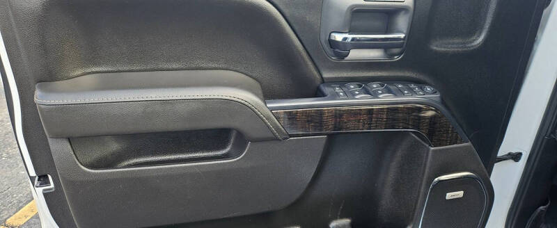 2016 GMC Sierra 2500HD Denali