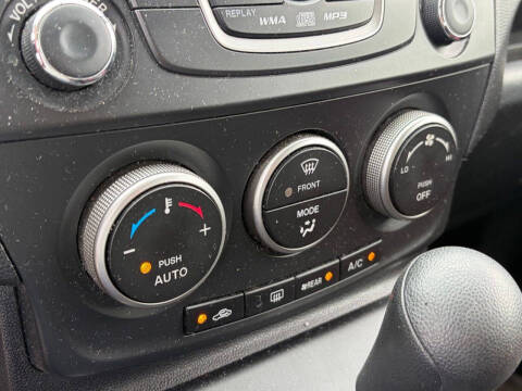 2012 Mazda MAZDA5 Sport