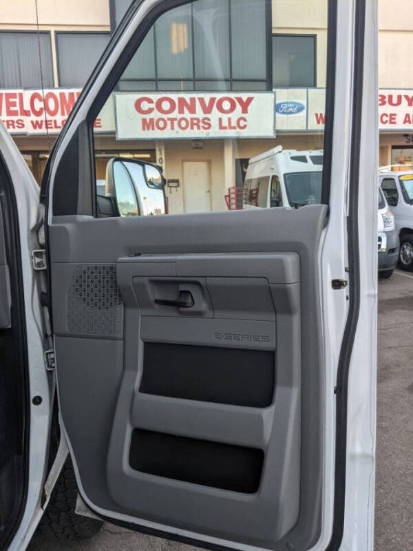 2013 Ford E-Series E-150