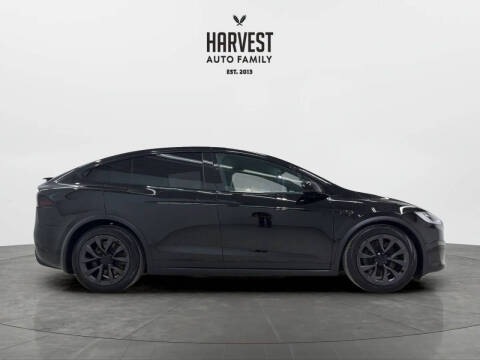 2023 Tesla Model X Standard Range