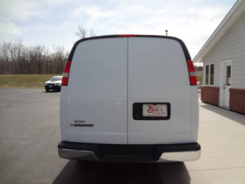 2020 Chevrolet Express 2500