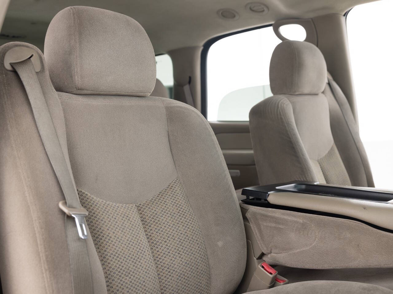 Used Car 2003 Chevrolet Tahoe  Ls 4wd 4dr Suv For Sale Under $10,000 In Coal City, Illinois