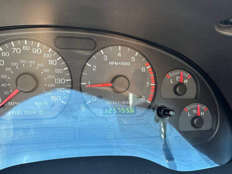 2002 Ford Mustang GT Deluxe