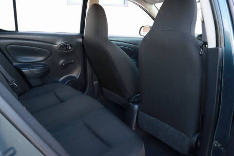 2015 Nissan Versa 1.6 S