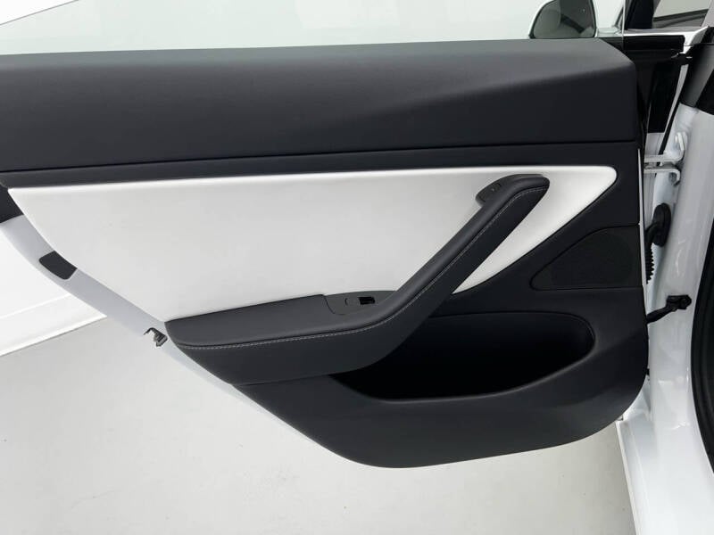 2020 Tesla Model 3 Base photo 31