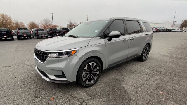 2022 Kia Carnival EX