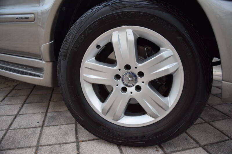 2005 Mercedes-Benz M-Class ML 350