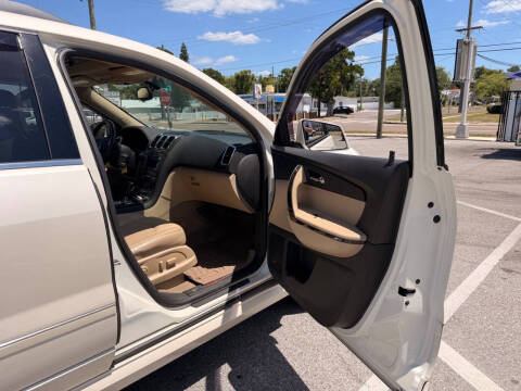 2011 GMC Acadia Denali