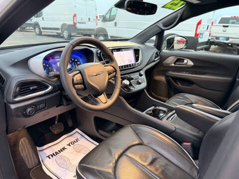 2025 Chrysler Pacifica Limited