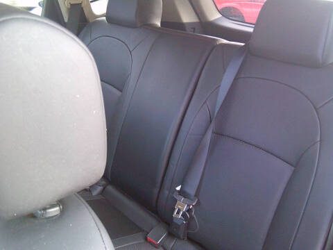 2012 Nissan Rogue SV w/SL Package