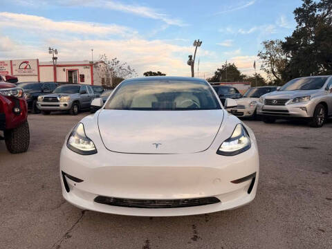 2021 Tesla Model 3 Standard Range Plus