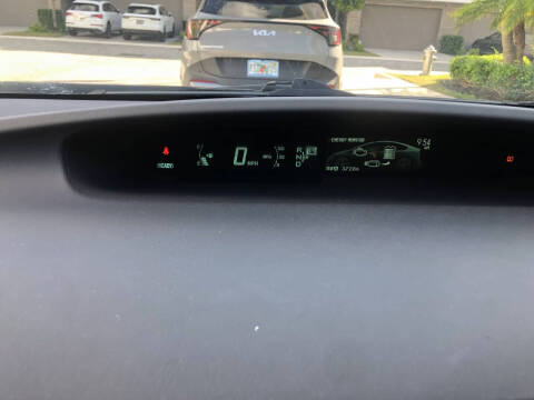 2012 Toyota Prius Two