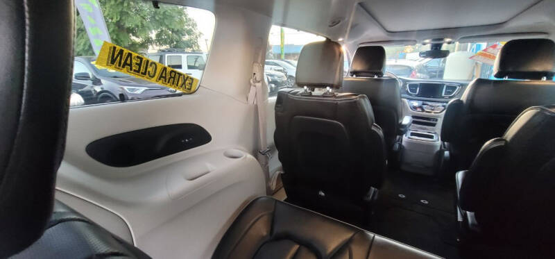 2020 Chrysler Pacifica Limited