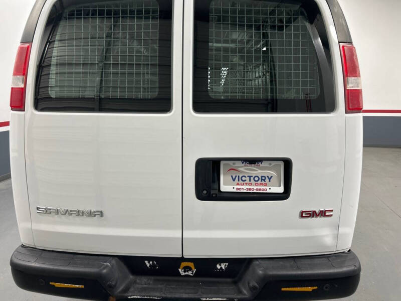 2017 GMC Savana 2500