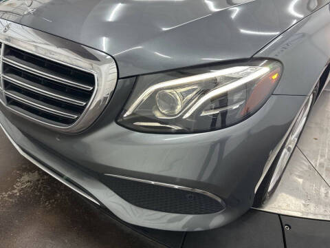 2018 Mercedes-Benz E-Class E 300