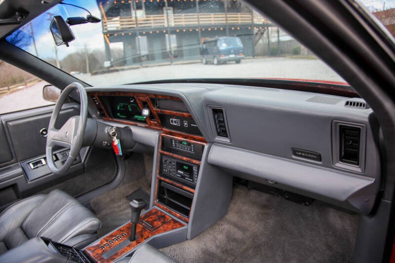 1988 Chrysler Le Baron Premium