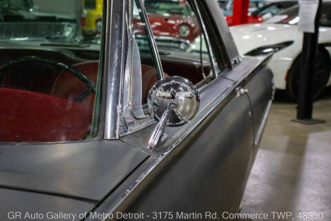 1961 Ford Thunderbird