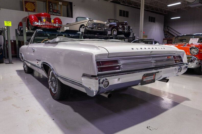 1965 Oldsmobile Cutlass