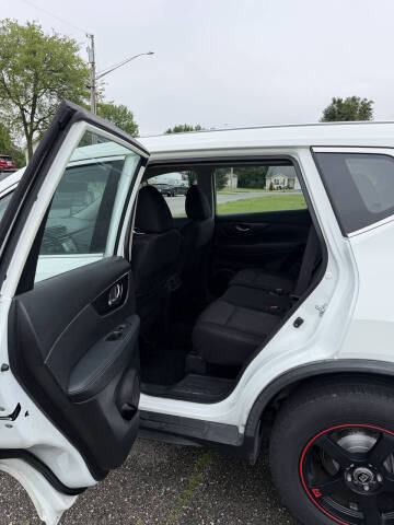 2017 Nissan Rogue S