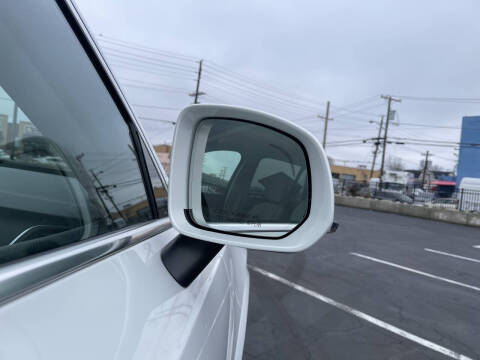 2019 Volvo XC90 T5 Momentum