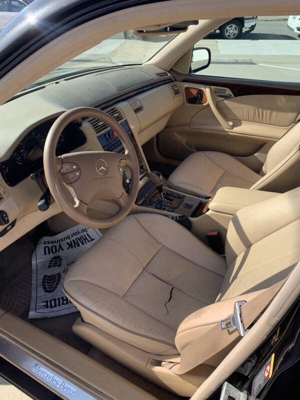 2001 Mercedes-Benz E-Class E 320